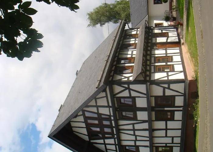 Romantisches Fachwerkhaus Zwischen Rhein Und Mosel By Interhome Dom wakacyjny Heyweiler